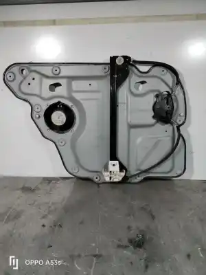 Tweedehands auto-onderdeel REGELAAR RECHTS ACHTERRUIT: voor VOLKSWAGEN TOURAN (1T3) 1.6 TDI OEM IAM-referenties 5K0959704A  