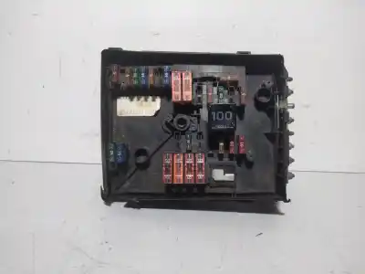 Pezzo di ricambio per auto di seconda mano Scatola Relè/fusibili per VOLKSWAGEN GOLF V (1K1) 1.9 TDI Riferimenti OEM IAM 017181301 502168710 