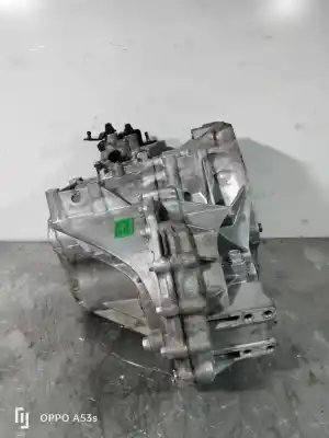 Second-hand car spare part gearbox for ssangyong korando (ck) 2.2 xdi oem iam references 3102034045   Second-hand car spare part gearbox for ssangyong korando (ck) 2.2 xdi oem iam references 3102034045