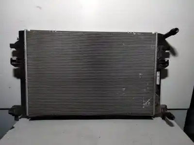 Pièce détachée automobile d'occasion RADIATEUR D'EAU pour SKODA SUPERB II (3T4) 2.0 TDI 16V 4X4 Références OEM IAM 5Q0121251GB  