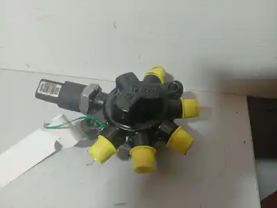 Автозапчастина б/у рампа инжектора для ford focus i (daw, dbw) 1.8 tdci посилання на oem iam r9144z020c  1s4q9d280ac