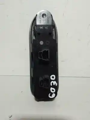 Автозапчастина б/у передні вікний вмикач для citroen c5 ii (rc_) 2.0 hdi (rcrhrh) посилання на oem iam 96514299zf  