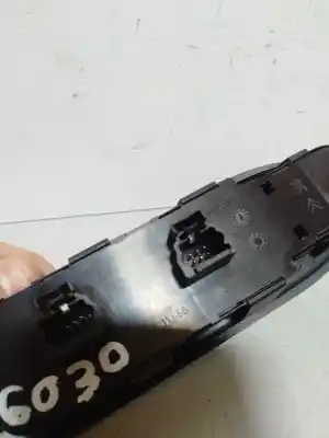 Автозапчастина б/у передні вікний вмикач для citroen c5 ii (rc_) 2.0 hdi (rcrhrh) посилання на oem iam 96514299zf  