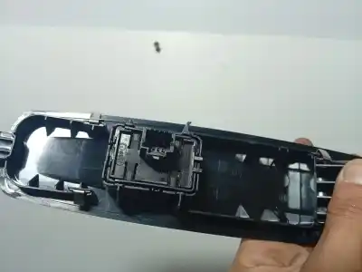 Автозапчастина б/у передній правий віконний вимикач для renault megane iii fastback (bz0/1_, b3_) 1.5 dci (bz09, bz0d, bz1w, bz29, bz14) посилання на oem iam    Автозапчастина б/у передній правий віконний вимикач для renault megane iii fastback (bz0/1_, b3_) 1.5 dci (bz09, bz0d, bz1w, bz29, bz14) посилання на oem iam