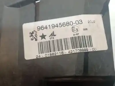 Second-hand car spare part left fog light for peugeot 407 (6d_) 2.0 hdi 135 (6drhrh, 6drhre, 6drhrg, 6drhrj) oem iam references 964194568003  240186211642170999900