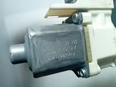 Автозапчастина б/у регулятор скла заднього правого для peugeot 407 (6d_) 2.0 hdi 135 (6drhrh, 6drhre, 6drhrg, 6drhrj) посилання на oem iam 0130822201 l9644893780arg 994651102