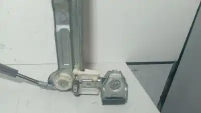 Pezzo di ricambio per auto di seconda mano alzacristalli anteriore destro per mitsubishi colt vi (z3_a, z2_a) 1.5 di-d (z39a) riferimenti oem iam 0130822207  