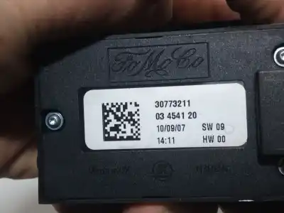 Second-hand car spare part left front power window switch for volvo v50 (545) 2.0 d oem iam references 30773211 03454120 