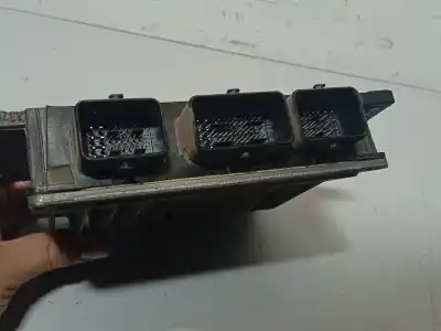 Recambio de automóvil de segunda mano de centralita motor uce para dacia logan mcv ambiance referencias oem iam 8201002106 8201083336 28237826