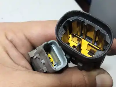 Автозапчастина б/у електро вентилятор для peugeot 407 (6d_) 2.0 hdi 135 (6drhrh, 6drhre, 6drhrg, 6drhrj) посилання на oem iam 1831504016  