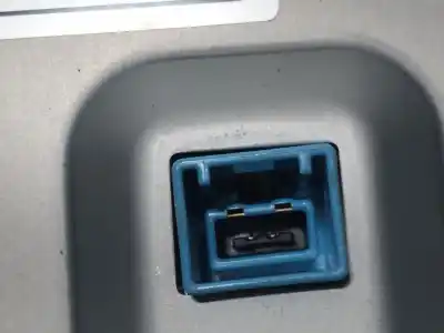 Автозапчастина б/у багатофункційний дисплей для chevrolet orlando (j309) 2.0 d посилання на oem iam 95194696 652508805 14780337