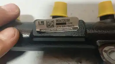 Pezzo di ricambio per auto di seconda mano rampa iniettori per peugeot 407 (6d_) 2.0 hdi 135 (6drhrh, 6drhre, 6drhrg, 6drhrj) riferimenti oem iam 9654726280  050200753110431143374