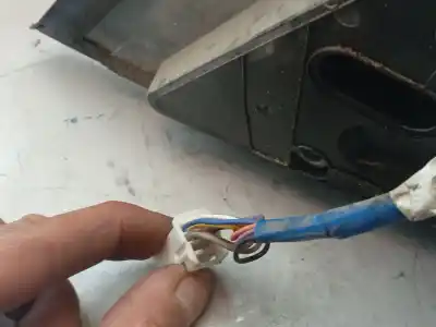 Автозапчасти б/у задний вид справа за mitsubishi montero iv (v8_w, v9_w) 3.2 di-d (v88w, v98w) ссылки oem iam   