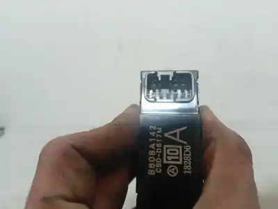 Автозапчасти б/у выключатель переднего правого окна за mitsubishi montero iv (v8_w, v9_w) 3.2 di-d (v88w, v98w) ссылки oem iam 8608a142 1828d6 c8dd617m