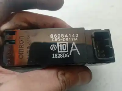 Автозапчасти б/у выключатель переднего правого окна за mitsubishi montero iv (v8_w, v9_w) 3.2 di-d (v88w, v98w) ссылки oem iam 8608a142 1828d6 c8dd617m