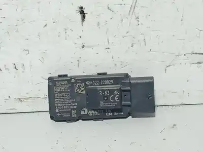 Second-hand car spare part ANTENNA for MERCEDES-BENZ CLASE E (W213) E 220 D 4-MATIC (213.005) OEM IAM references A0009052720  