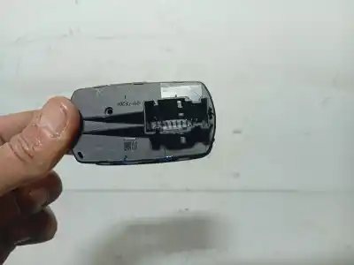 Second-hand car spare part left front power window switch for opel corsa d (s07) 1.3 cdti (l08, l68) oem iam references 13258521aa  325625731104