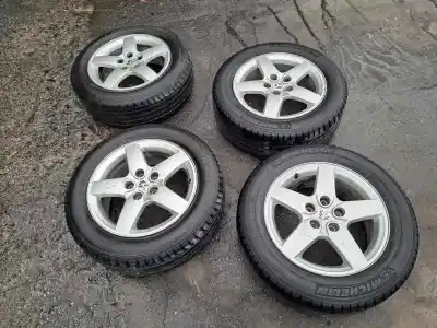 Pièce détachée automobile d'occasion pneu pour peugeot 407 coupe básico références oem iam 205/60/r16/92h  