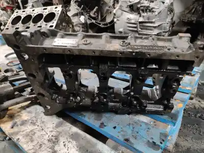 Peça sobressalente para automóvel em segunda mão cárter por renault master desde ´98 base. caja cerrada l1h1 rs 3078 90 cv / 66 kw referências oem iam 8200079157  