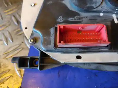 Peça sobressalente para automóvel em segunda mão quadrante por renault master ii phase 2 combi kombi 2.8t l1 6pl. referências oem iam p8200467948-d  