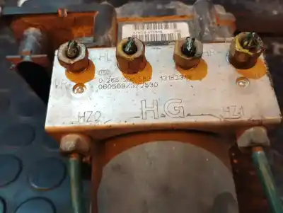 Peça sobressalente para automóvel em segunda mão abs por opel combo familiar referências oem iam 0265231583  