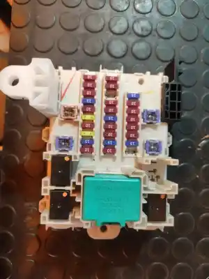 Second-hand car spare part fuse box unit for isuzu d-max space cab basis 4wd oem iam references 8b13-0509  