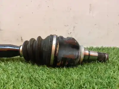 Pezzo di ricambio per auto di seconda mano alternatore per toyota auris (_e15_) 2.0 d-4d (ade150_) riferimenti oem iam 4012  