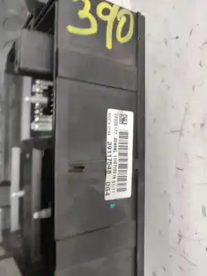 Second-hand car spare part fuse box unit for opel corsa e selection ecoflex oem iam references 39117548  verificado 30-9-25