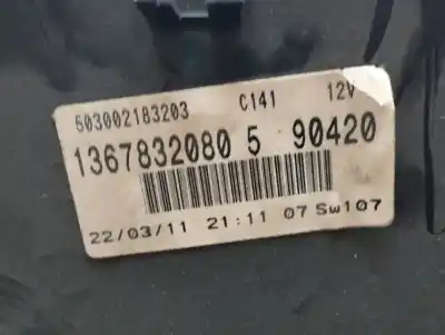 Peça sobressalente para automóvel em segunda mão quadrante por peugeot bipper básico referências oem iam 1367832080  verificado 20-10-25