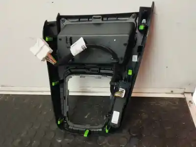 Peça sobressalente para automóvel em segunda mão moldagem por kia ceed gt line referências oem iam 84615-j7000  