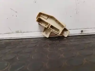 Peça sobressalente para automóvel em segunda mão caixa de fusíveis e relés por kia ceed gt line referências oem iam 91940-j7010