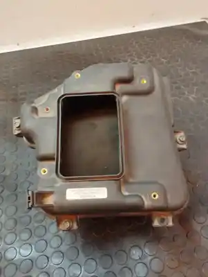 Peça sobressalente para automóvel em segunda mão filtro de ar por jeep compass sport 4x4 referências oem iam 04891961ab  