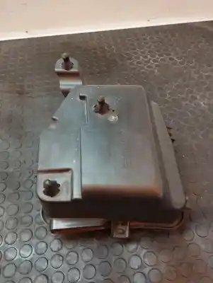 Tweedehands auto-onderdeel luchtfilter voor jeep compass sport 4x4 oem iam-referenties 04891961ab