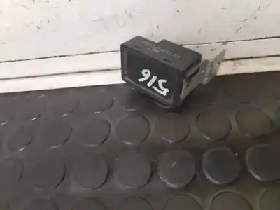 Second-hand car spare part sensor for kia cee´d tech oem iam references 957102g100 caja 01 