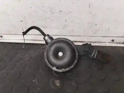 Pezzo di ricambio per auto di seconda mano corno per kia cee´d tech riferimenti oem iam 96630-3x001  