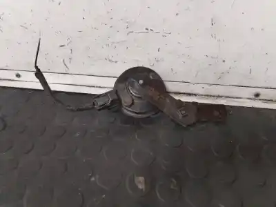 Pezzo di ricambio per auto di seconda mano corno per kia cee´d tech riferimenti oem iam 96630-3x001  