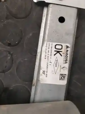 Peça sobressalente para automóvel em segunda mão motor elevador vidro dianteiro direito por dacia sandero stepway referências oem iam 807209299r