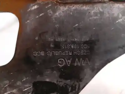 Peça sobressalente para automóvel em segunda mão charrió / suporte de eixo dianteiro por seat leon sc (5f5) 2.0 tdi referências oem iam 5q0199315
