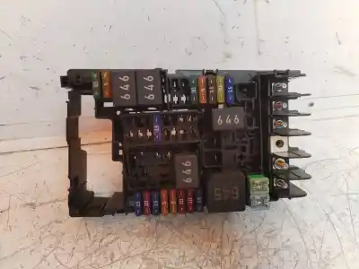 Pezzo di ricambio per auto di seconda mano scatola relè/fusibili per seat leon st (5f8) 2.0 cupra riferimenti oem iam 5q0937125a