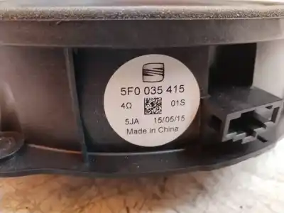 Pezzo di ricambio per auto di seconda mano IMPIANTO AUDIO / RADIO CD per SEAT LEON ST (5F8)  Riferimenti OEM IAM 5F0035415  