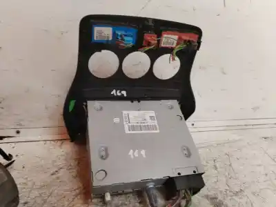 Second-hand car spare part audio system / radio cd for citroen c3 picasso sx oem iam references 98053736xt00  