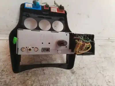 Second-hand car spare part audio system / radio cd for citroen c3 picasso sx oem iam references 98053736xt00  