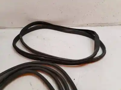 Tweedehands auto-onderdeel deurcontour rubber voor renault express 12.79 oem iam-referenties   