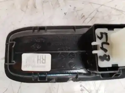 Pezzo di ricambio per auto di seconda mano interruttore alzacristalli anteriore destro per renault express 12.79 riferimenti oem iam 809609000r  