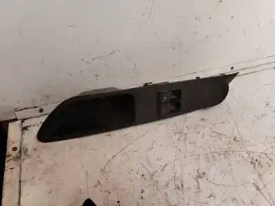 Second-hand car spare part LEFT FRONT POWER WINDOW SWITCH for IVECO DAILY KA  OEM IAM references 5801511729  
