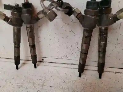 Second-hand car spare part injector for seat leon st (5f8) 2.0 tdi oem iam references 04l130277ae  