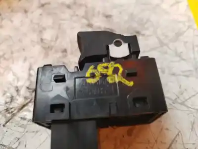 Second-hand car spare part right front power window switch for kia picanto x-tech oem iam references 290181679  