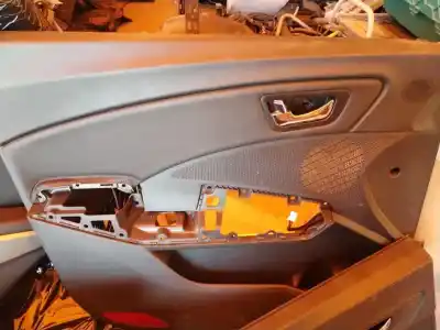 Автозапчасти б/у комплект мягкая / картон за ssangyong tivoli sapphire 4x2 116 cv / 85 kw ссылки oem iam 
