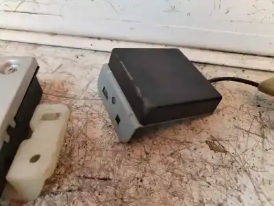 Second-hand car spare part electronic module for renault clio v intens oem iam references 2591a5169r  