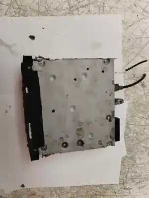 Peça sobressalente para automóvel em segunda mão sistema de áudio / rádio cd por peugeot 5008 confort referências oem iam 98053736xt00